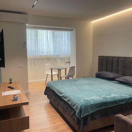 Downtown Studio Apartments Tiranë Eksteriør bilde