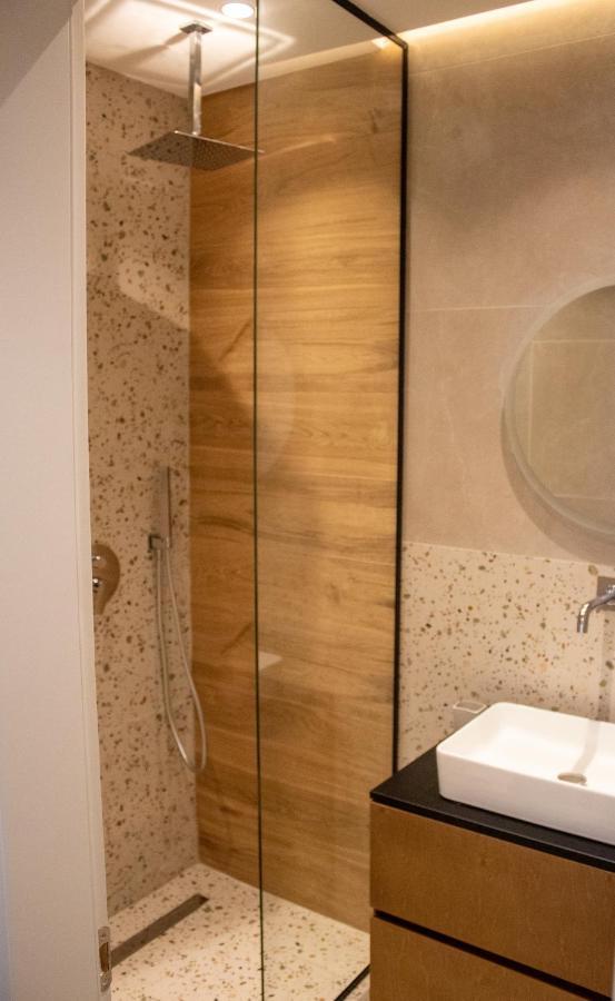 Downtown Studio Apartments Tiranë Eksteriør bilde